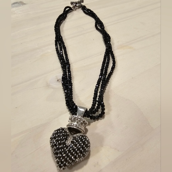 Black Spinel Necklace w/ Crowned Heart - Picture 3 of 9